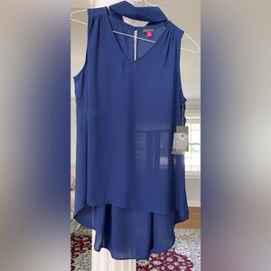 Vinc Camuto women’s sheer sleeveless popover tiered Navy blue top . Size medium